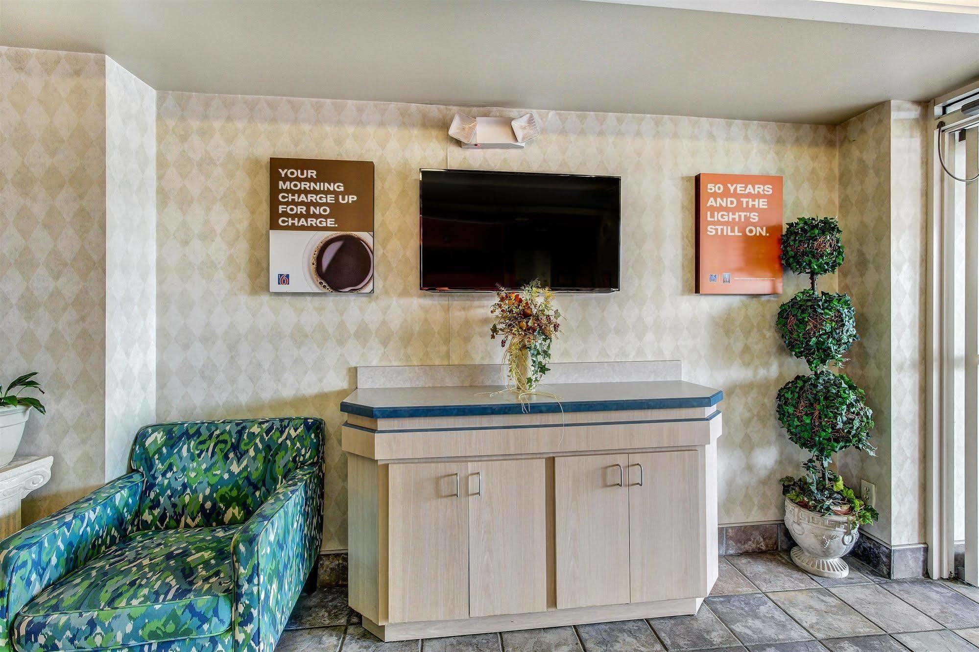 Motel 6-Medina, OH - Cleveland Buitenkant foto